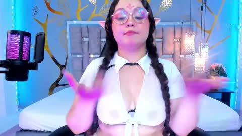 Shyly online show from October 14, 5:32 am