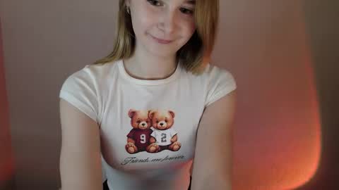 Lea online show from November 26, 1:41 pm