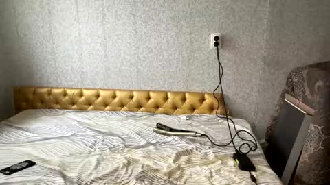 Tom and Betty online show from February 24, 10:15 am