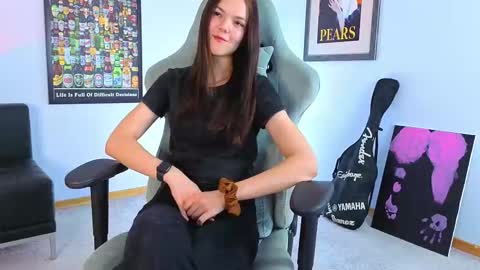 Sia online show from November 10, 11:24 am