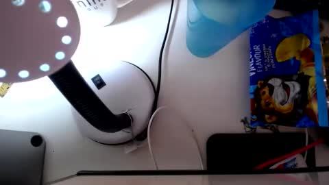 sieannabrown online show from April 9, 6:19 am