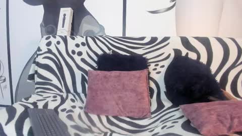 SIENA MORALES online show from December 4, 5:56 pm