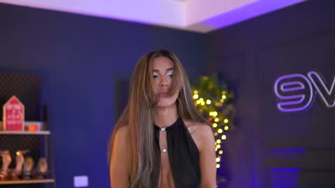 Sienna online show from January 15, 12:47 pm