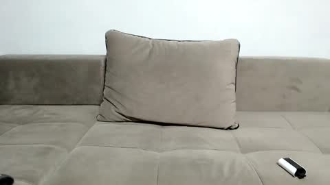 Sir online show from February 3, 7:10 pm