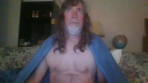 Snapshot of silverfunfox chatting on October 23, 12:06 pm silverfunfox online show from October 23, 12:06 pm