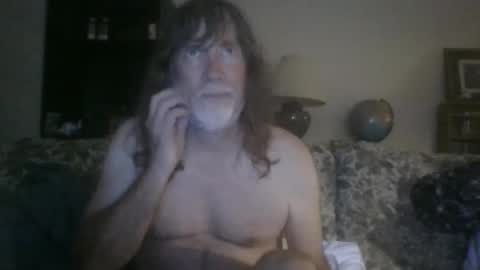Snapshot of silverfunfox chatting on October 6, 7:15 am silverfunfox online show from October 6, 7:15 am