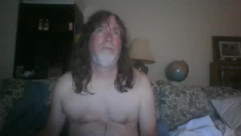 Snapshot of silverfunfox chatting on September 30, 5:18 am silverfunfox online show from September 30, 5:18 am