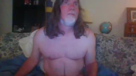 Snapshot of silverfunfox chatting on February 2, 3:43 am silverfunfox online show from February 2, 3:43 am