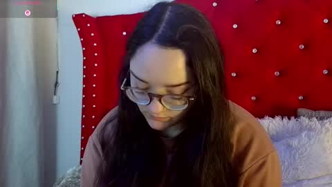 silvia_ls online show from January 8, 9:31 pm