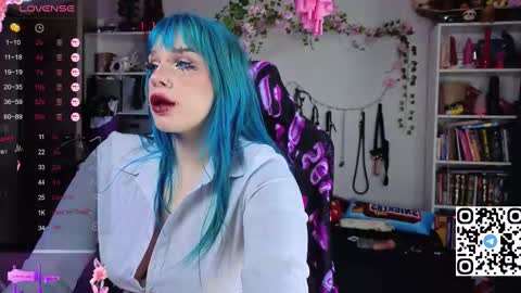 Snapshot of silvia_santorskii chatting on September 12, 8:05 am silvia_santorskii online show from September 12, 8:05 am