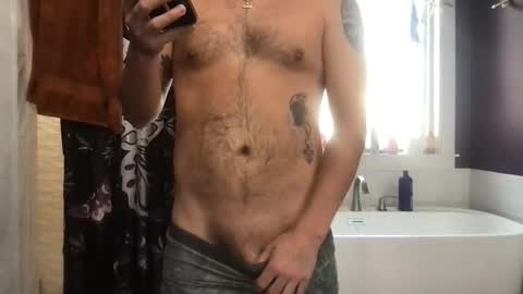 simi136 online show from December 17, 8:04 pm