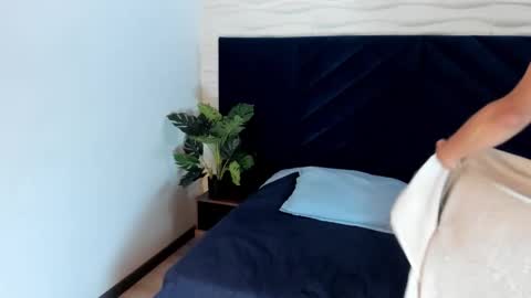 simon_durand online show from December 3, 4:57 am