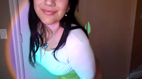 Snapshot of simonesighren chatting on September 25, 7:48 am simonesighren online show from September 25, 7:48 am
