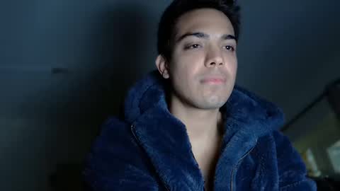 Ryan online show from December 3, 2:09 am