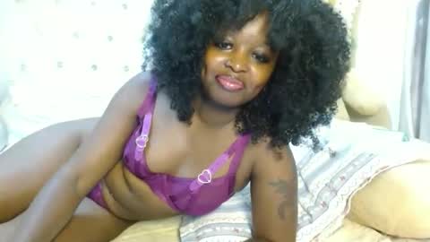 simply_eve1 online show from February 25, 12:47 am