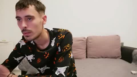 Two4Fun online show from October 5, 5:31 pm