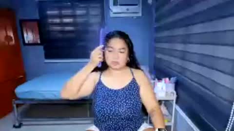 sinfullwife6969 online show from August 5, 7:27 am