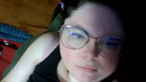 Siofra online show from May 6, 10:38 pm