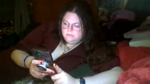 Siofra online show from December 2, 8:29 pm