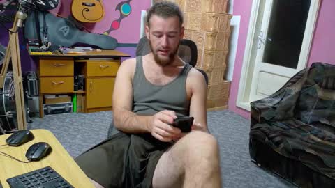 I am The Fourth and only Sir. Pelo online show from November 1, 6:29 pm