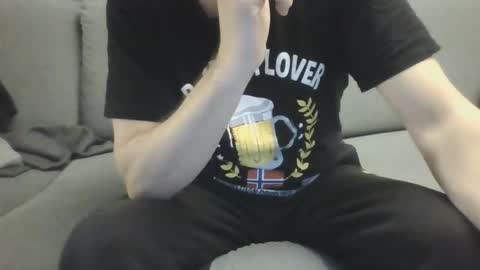 looking for older male ore female to use me sexually and be good to me ahhhhh online show from February 15, 10:31 pm