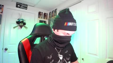 69peeps online show from January 4, 3:40 am