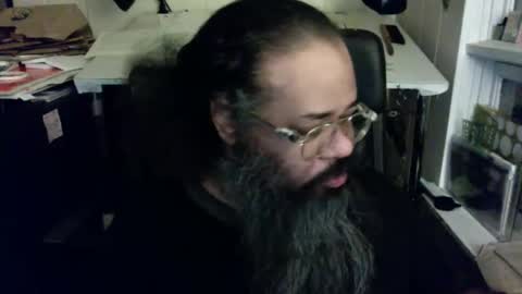 Snapshot of siyah_sakal chatting on December 27, 10:34 am siyah_sakal online show from December 27, 10:34 am