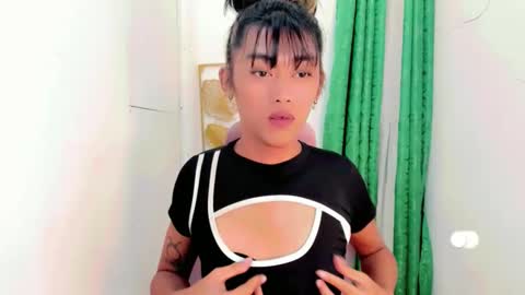 Snapshot of sizka_ford chatting on October 14, 7:11 am Sizka online show from October 14, 7:11 am