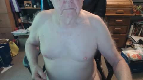 sjbottomboi online show from May 29, 3:32 pm