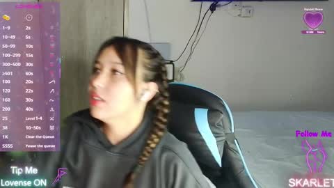 Alice online show from November 26, 9:44 pm