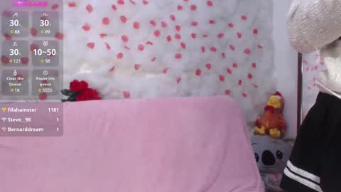 Snapshot of skarletjhonson_ chatting on February 23, 4:07 am Skarlet  online show from February 23, 4:07 am