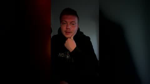 skeldingxxx online show from May 18, 7:53 pm
