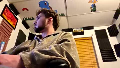 skimaskcouple89108 online show from February 22, 1:09 am