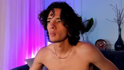 Mac online show from March 29, 1:24 pm