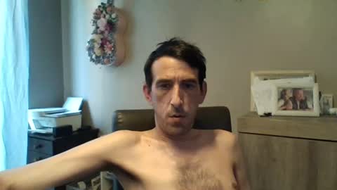SkinnyBigCock2 online show from June 18, 11:26 am