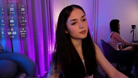 Ellie online show from May 6, 8:26 pm