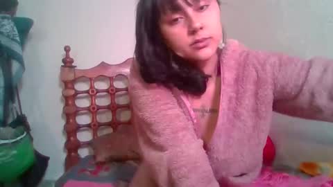 Skin online show from November 21, 9:40 am