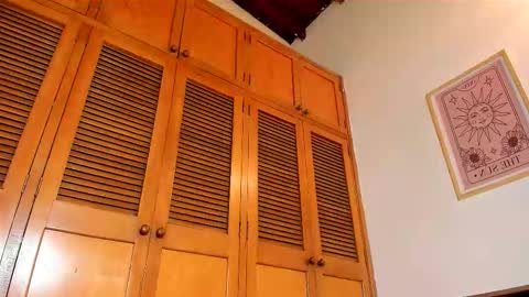 Sky Caroline online show from November 17, 5:26 pm