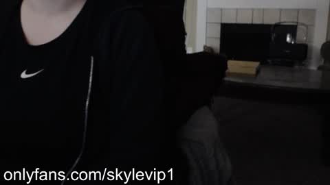 SKYLE   online show from January 18, 7:45 pm