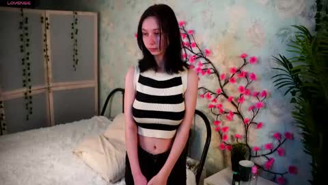 Melissa online show from May 16, 4:16 pm