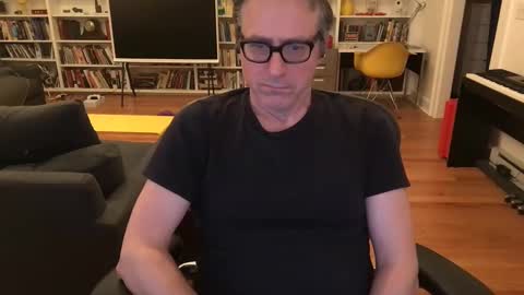 Skyline3371 online show from March 6, 6:30 am