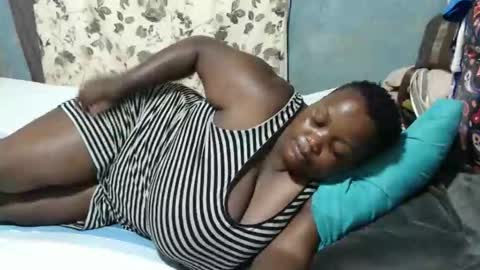 sheliah online show from February 12, 9:57 am