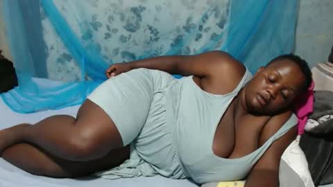 sheliah online show from February 9, 7:56 am