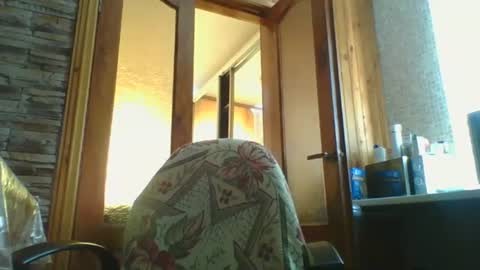 skyressie333 online show from June 27, 12:22 pm