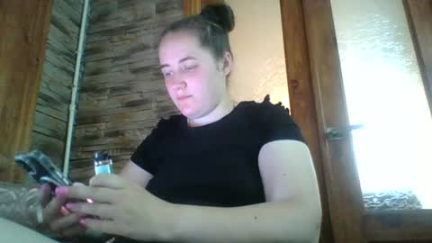 skyressie333 online show from July 26, 7:39 am