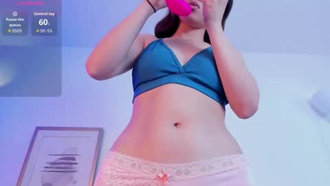 Snapshot of skyy_bloom chatting on September 29, 1:21 pm Sky online show from September 29, 1:21 pm