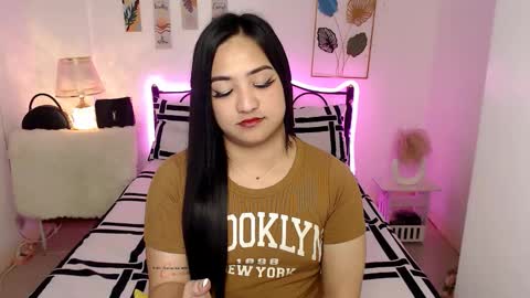 Queen Cyrine online show from March 23, 12:54 pm