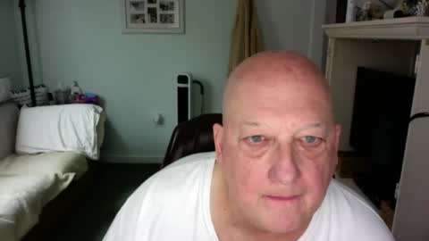 slick50000 online show from February 11, 8:56 pm