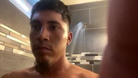 Snapshot of slickbadboy chatting on October 1, 10:08 pm slickbadboy online show from October 1, 10:08 pm