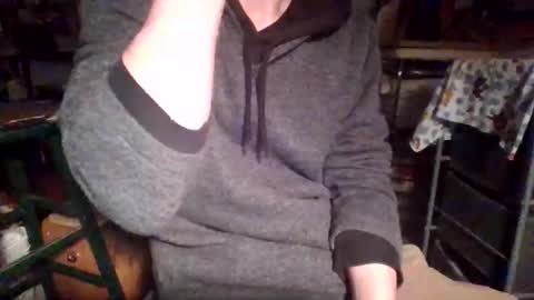 slideitin96 online show from April 16, 12:27 pm